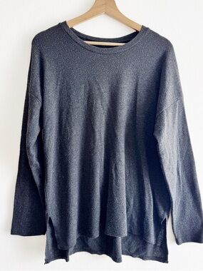 American Eagle Outfitters Charcoal Crewneck Pullover large